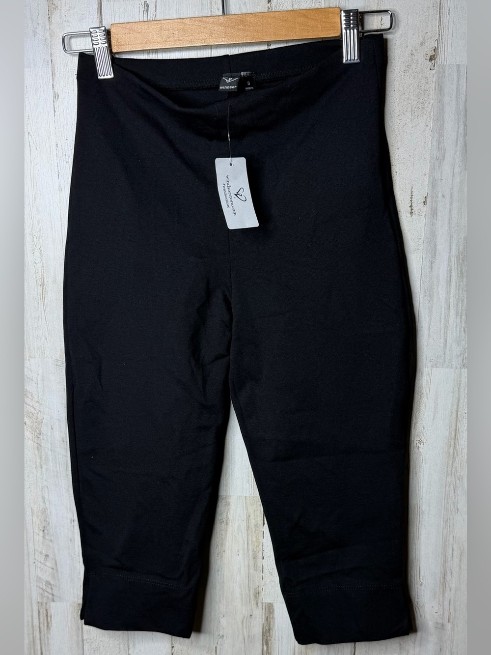 Windsor Black Women’s Capri Pants